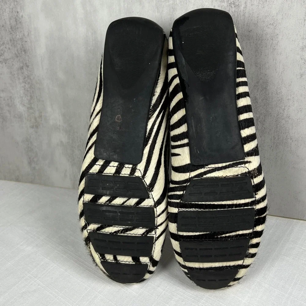VAN ELI Zebra Print Calf Hair Loafer Flats Women's Size 7.5 Black White - Picture 9 of 9